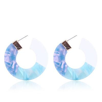 Resin Stud Earrings with Golden Plated Alloy Findings Letter C LightBlue 45mm
Resin Stud Earrings with Golden Plated Alloy Findings Letter C LightBlue 45mm