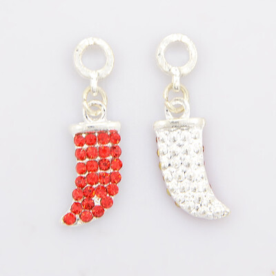 Silver Tone Alloy Rhinestone European Dangle Beads Italian Horn European Pendants Hyacinth 34mm Hole 45mm Horn 10x22x3mm
Silver Tone Alloy Rhinestone European Dangle Beads Italian Horn European Pendants Hyacinth 34mm Hole 45mm Horn 10x22x3mm