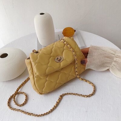 Diamond Chain Chain Pack Red chic Latch Womens Package New Summer 2019 Pocket Single Shoulder Pocket Pocket
Diamond Chain Chain Pack Red chic Latch Womens Package New Summer 2019 Pocket Single Shoulder Pocket Pocket