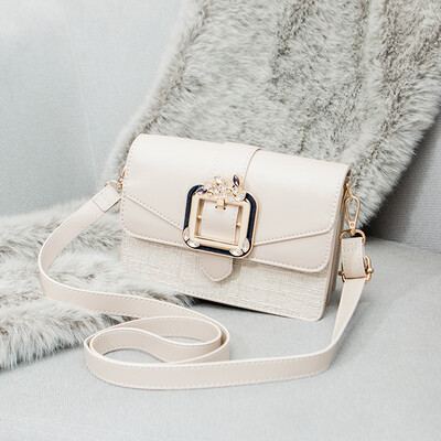 On the new little girl quality feeling fashion wide shoulder belt oblique carry bag female 100 lap ins single shoulder small squar
On the new little girl quality feeling fashion wide shoulder belt oblique carry bag female 100 lap ins single shoulder small squar