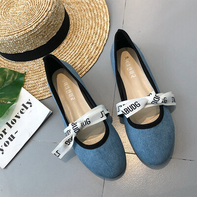 Spring 2019 New Letter Ribbon Ballet Flat Shoes Shallow Bow Single Shoe Round Head Wave Leisure Womens Shoes
Spring 2019 New Letter Ribbon Ballet Flat Shoes Shallow Bow Single Shoe Round Head Wave Leisure Womens Shoes
