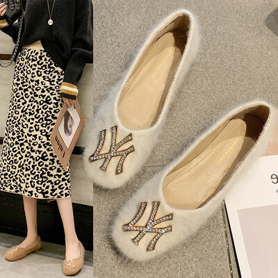 Hairy shoes female flat with shallow mouth fairy gentle single shoes casual wild new fur shoes 861
Hairy shoes female flat with shallow mouth fairy gentle single shoes casual wild new fur shoes 861