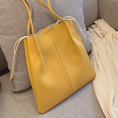 Texture of ocean - qi womens package 2019 new Chao - Han version of a single - shoulder satchel satchel fashion bucket bag
Texture of ocean - qi womens package 2019 new Chao - Han version of a single - shoulder satchel satchel fashion bucket bag