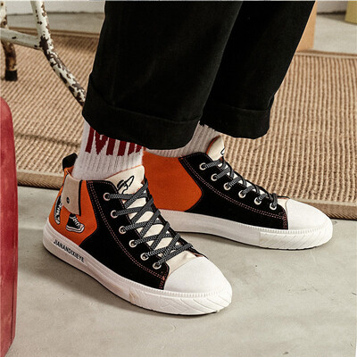Mens Shoes Autumn Korean version of high-top canvas board shoes leisure with the same style of hand-painted trendy shoes
Mens Shoes Autumn Korean version of high-top canvas board shoes leisure with the same style of hand-painted trendy shoes