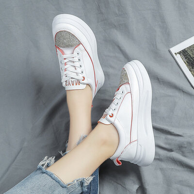Small White Shoes for Female Students in Autumn Leisure Thick-soled Shoes Flat-soled Baitao Water-drill Permeable Increasing Sport
Small White Shoes for Female Students in Autumn Leisure Thick-soled Shoes Flat-soled Baitao Water-drill Permeable Increasing Sport