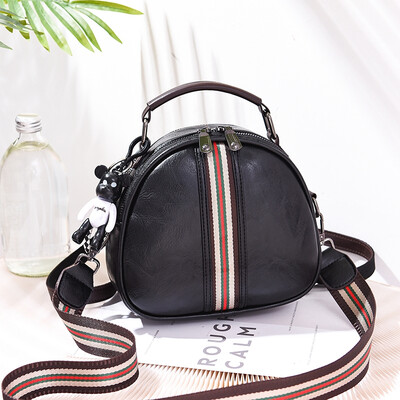 Summer Korean version of Joker small round bag fashion single shoulder slung dual-purpose ladies portable backpack
Summer Korean version of Joker small round bag fashion single shoulder slung dual-purpose ladies portable backpack