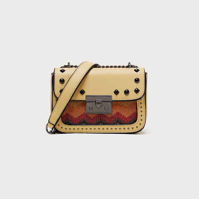 Qiao Bani 2019 new Korean fashion Dongdaemun rivet small square bag shoulder diagonal tide handbags a generation
Qiao Bani 2019 new Korean fashion Dongdaemun rivet small square bag shoulder diagonal tide handbags a generation
