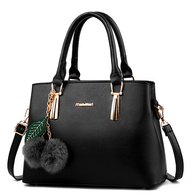 In autumn&winter the new womens trendy girl bag is fashionable&simple handbag with one shoulder&oblique satchel
In autumn&winter the new womens trendy girl bag is fashionable&simple handbag with one shoulder&oblique satchel