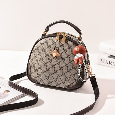 Womens new fashion Korean version of the fashion 100 shoulder oblique satchel simple portable womens bag
Womens new fashion Korean version of the fashion 100 shoulder oblique satchel simple portable womens bag