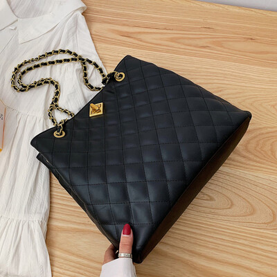 French minority large capacity women 2019 new fashion autumn&winter network celebrity rhombog chain bucket bag 
French minority large capacity women 2019 new fashion autumn&winter network celebrity rhombog chain bucket bag