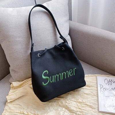 Summer new casual bag female 2019 new Korean fashion letters canvas bag wild single shoulder slung bucket bag
Summer new casual bag female 2019 new Korean fashion letters canvas bag wild single shoulder slung bucket bag