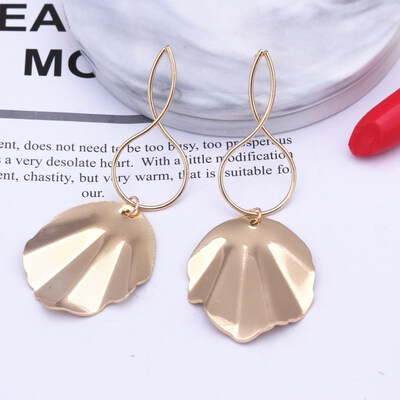 European & American Exaggerated Round Coin Drop Earring for Women Pendientes Vintage Geometric Metal Large Earrings Jewelry Gift
European & American Exaggerated Round Coin Drop Earring for Women Pendientes Vintage Geometric Metal Large Earrings Jewelry Gift