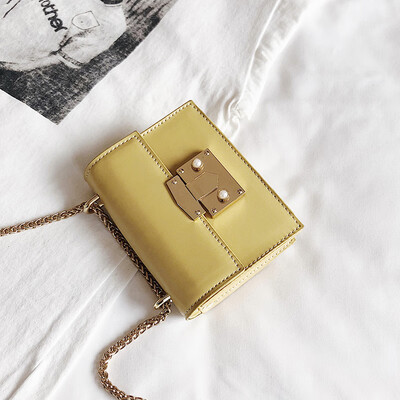 Senior sense small bag female 2019 summer new wave Korean version of the wild Messenger bag foreign fashion mini square bag
Senior sense small bag female 2019 summer new wave Korean version of the wild Messenger bag foreign fashion mini square bag