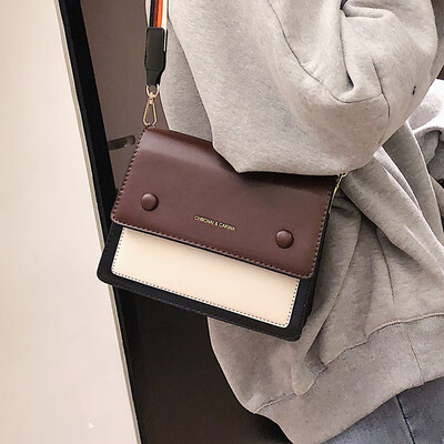 New small square bag female 2019 new Korean fashion wide shoulder strap shoulder bag wild simple Messenger bag small bag
New small square bag female 2019 new Korean fashion wide shoulder strap shoulder bag wild simple Messenger bag small bag
