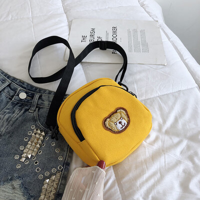 Fashion simple wild Messenger bag 2019 new cute bear canvas bag casual cartoon girl shoulder bag
Fashion simple wild Messenger bag 2019 new cute bear canvas bag casual cartoon girl shoulder bag