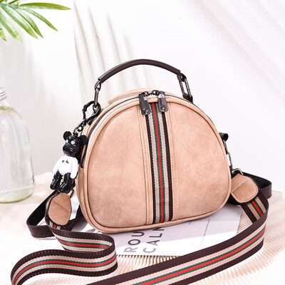 Summer Korean version of Joker small round bag fashion single shoulder slung dual-purpose ladies portable backpack
Summer Korean version of Joker small round bag fashion single shoulder slung dual-purpose ladies portable backpack