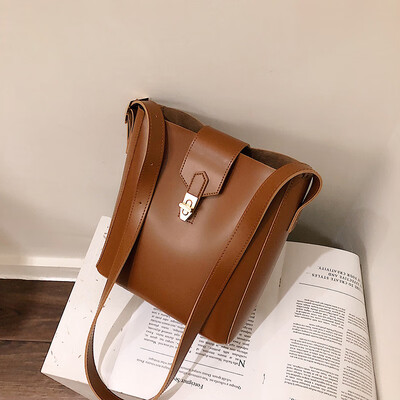 Qiao Bani 2019 new Korean chic fashion solid color simple child bucket bag shoulder diagonal female bag wholesale
Qiao Bani 2019 new Korean chic fashion solid color simple child bucket bag shoulder diagonal female bag wholesale