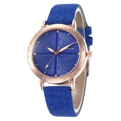 Summer new hot ladies cross stripes fashion leather watch student personality simple watch 
Summer new hot ladies cross stripes fashion leather watch student personality simple watch