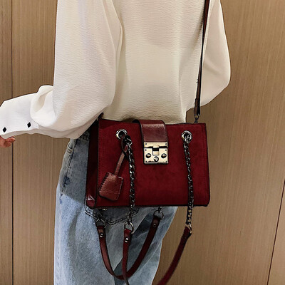 Ins super fire small bag female 2019 new tide chain frosted small square bag Korean version of the wild shoulder bag Messenger bag
Ins super fire small bag female 2019 new tide chain frosted small square bag Korean version of the wild shoulder bag Messenger bag