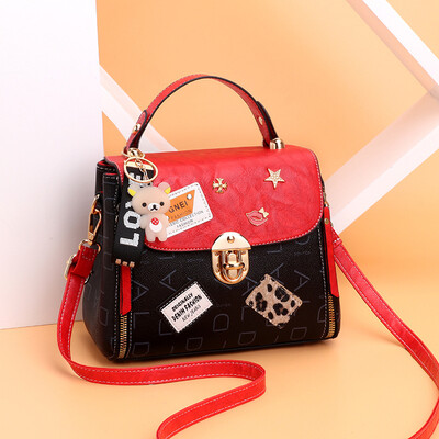 Womens bag 2019 new womens bag small square bag Korean version of the cool fashion womens bag shoulder Messenger bag cross-border
Womens bag 2019 new womens bag small square bag Korean version of the cool fashion womens bag shoulder Messenger bag cross-border