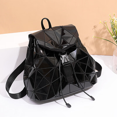 Lingge backpack geometric drawstring short female backpack casual trend shoulder bag cross-border laser bag
Lingge backpack geometric drawstring short female backpack casual trend shoulder bag cross-border laser bag