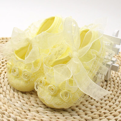 1 Pair Toddler First Walkers Solid Baby Shoes Newborn Girls Lace Cloth Soft Sole Princess Shoes Prewalker Newest
1 Pair Toddler First Walkers Solid Baby Shoes Newborn Girls Lace Cloth Soft Sole Princess Shoes Prewalker Newest