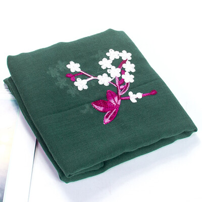 2018 early spring new wild scarf retro embroidery national wind scarf wholesale cotton&linen embroidery scarf spot
2018 early spring new wild scarf retro embroidery national wind scarf wholesale cotton&linen embroidery scarf spot