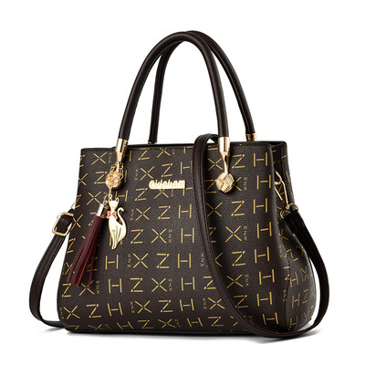 Middle-aged ladys bag mother Baochao Korean version fashionable summer scholar slanting large capacity one-shoulder handbag
Middle-aged ladys bag mother Baochao Korean version fashionable summer scholar slanting large capacity one-shoulder handbag