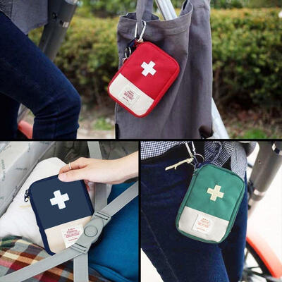 1 PC Outdoor Medicine Bag Household&Portable First-aid Pouch Travel Goods Collection
1 PC Outdoor Medicine Bag Household&Portable First-aid Pouch Travel Goods Collection