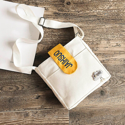Tailored Female Canvas Bag Cartoon Shoulder Student Messenger Bag Sleek Simple Bag
Tailored Female Canvas Bag Cartoon Shoulder Student Messenger Bag Sleek Simple Bag