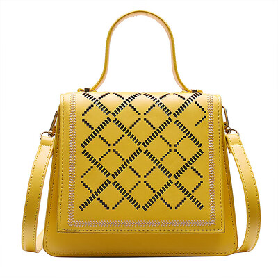 Fashion peach heart lock embroidery thread handbag 2019 new chain shoulder bag tide wild temperament diagonal cross pu bucket bag
Fashion peach heart lock embroidery thread handbag 2019 new chain shoulder bag tide wild temperament diagonal cross pu bucket bag