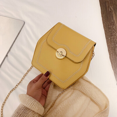 Simple fashion casual shoulder bag female 2019 new texture Messenger bag wild embroidery line polygon chain bag
Simple fashion casual shoulder bag female 2019 new texture Messenger bag wild embroidery line polygon chain bag