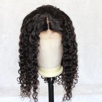 full lace curly lace wig 
full lace curly lace wig