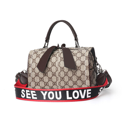 Womens bag summer 2019 new tide bag female pillow bag fashion atmosphere womens bag slung shoulder
Womens bag summer 2019 new tide bag female pillow bag fashion atmosphere womens bag slung shoulder