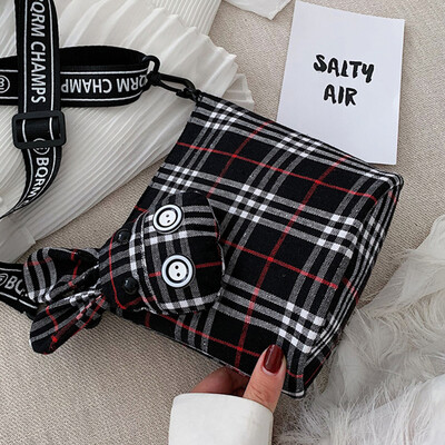 Girl bag girl 2019 broadband fashion autumn&winter new plaid Korean version of chic slanted bucket bag
Girl bag girl 2019 broadband fashion autumn&winter new plaid Korean version of chic slanted bucket bag