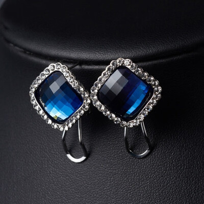 European&American fashion wild earrings earrings temperament female models with accessories crystal temperament earrings