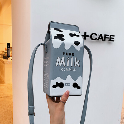 French niche on the new small bag of foreign milk milk Messenger bag handbags new 2019 wild ins net red packet
French niche on the new small bag of foreign milk milk Messenger bag handbags new 2019 wild ins net red packet
