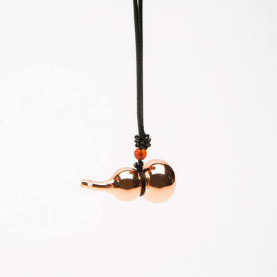 Chinese Traditional Good Luck Gourd Keychain Mini Keyring Lucky Pendant Car Keys Ornaments
Chinese Traditional Good Luck Gourd Keychain Mini Keyring Lucky Pendant Car Keys Ornaments