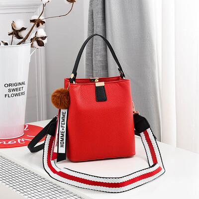 Female bag 2019 spring new Korean fashion handbag cool tide shoulder Messenger bag cross-border
Female bag 2019 spring new Korean fashion handbag cool tide shoulder Messenger bag cross-border