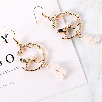 Earring Personality Birds Flowers Ancient Luxury Pearl Earrings For Women Vintage Round Long Earrings Wedding Party
Earring Personality Birds Flowers Ancient Luxury Pearl Earrings For Women Vintage Round Long Earrings Wedding Party