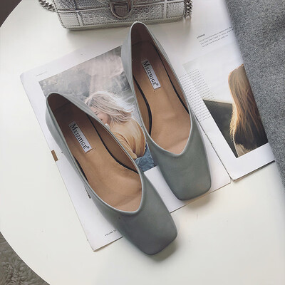 Coarse shoes women 2019 spring new student womens shoes with retro Joker Korean version of a pedal lazy grandma shoes
Coarse shoes women 2019 spring new student womens shoes with retro Joker Korean version of a pedal lazy grandma shoes