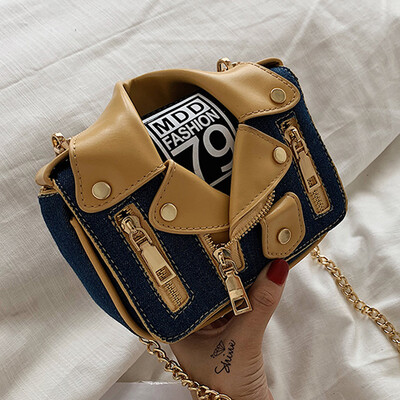 Foreign style bag women 2019 new Korean version of Joker Messenger bag personality creative shoulder fashion small square bag
Foreign style bag women 2019 new Korean version of Joker Messenger bag personality creative shoulder fashion small square bag