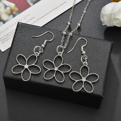 Fashion Item Set Chain Creative LOVE Handmade Pearl Earrings Series Necklace Jewelry Beautiful Romantic Wedding Party Gift
Fashion Item Set Chain Creative LOVE Handmade Pearl Earrings Series Necklace Jewelry Beautiful Romantic Wedding Party Gift