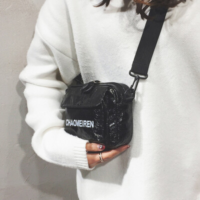 Ins super fire bag female 2019 new wave laser girl small bag texture Sen casual chic Messenger bag
Ins super fire bag female 2019 new wave laser girl small bag texture Sen casual chic Messenger bag