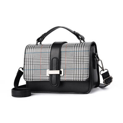 Female bag 2019 new tide female bag Korean version of the fresh fashion single shoulder Messenger bag PU leather
Female bag 2019 new tide female bag Korean version of the fresh fashion single shoulder Messenger bag PU leather