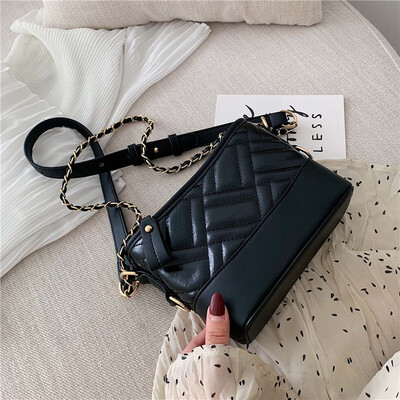 Ins chain small bag summer small fresh new 2019 fashion texture wandering bag with one shoulder slanted female bag tide
Ins chain small bag summer small fresh new 2019 fashion texture wandering bag with one shoulder slanted female bag tide