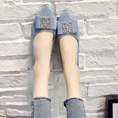 Single shoe female water drill flat bottom with soft bottom&pointed toe at night with a foot on shallow beans ladle shoes
Single shoe female water drill flat bottom with soft bottom&pointed toe at night with a foot on shallow beans ladle shoes