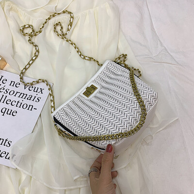 Summer Joker bag popular lock chain womens bag new 2019 vintage woven shoulder slung bucket bag
Summer Joker bag popular lock chain womens bag new 2019 vintage woven shoulder slung bucket bag