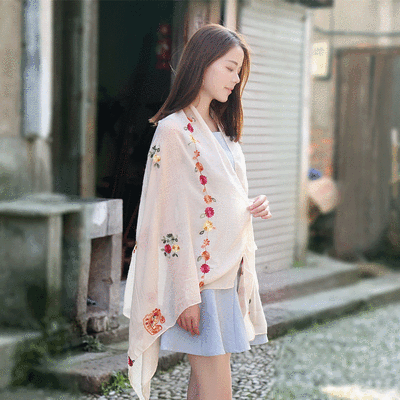 Spring&autumn new national wind cashew flower cotton&linen scarf embroidery shawl retro embroidered silk scarf female travel shawl
Spring&autumn new national wind cashew flower cotton&linen scarf embroidery shawl retro embroidered silk scarf female travel shawl