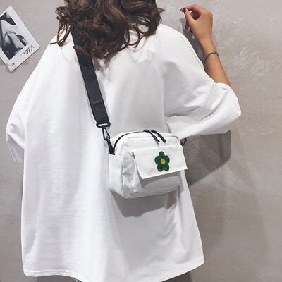 Canvas bag female 2019 new small fresh flower girl Messenger bag Korean version of the wild Harajuku student shoulder bag
Canvas bag female 2019 new small fresh flower girl Messenger bag Korean version of the wild Harajuku student shoulder bag